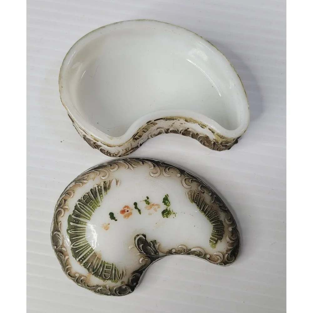 Antique Milk Glass Hand Painted Paisley Shaped Trinket Box w/‎ Lid RARE